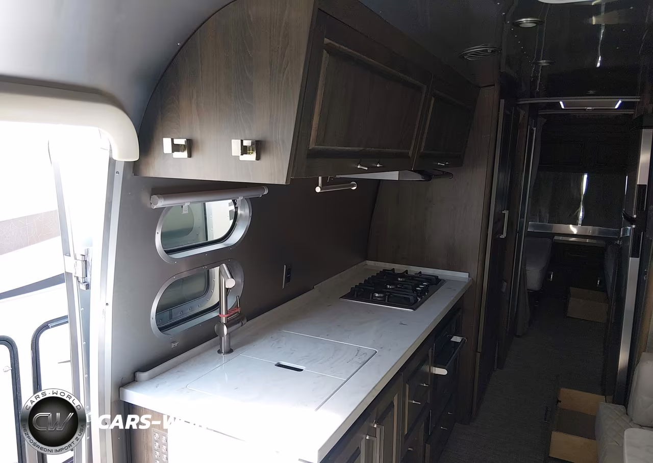 2023 Airstream Classic 30Rb Travel Trailer VIN:1STJBYP24PJ567760 - 18