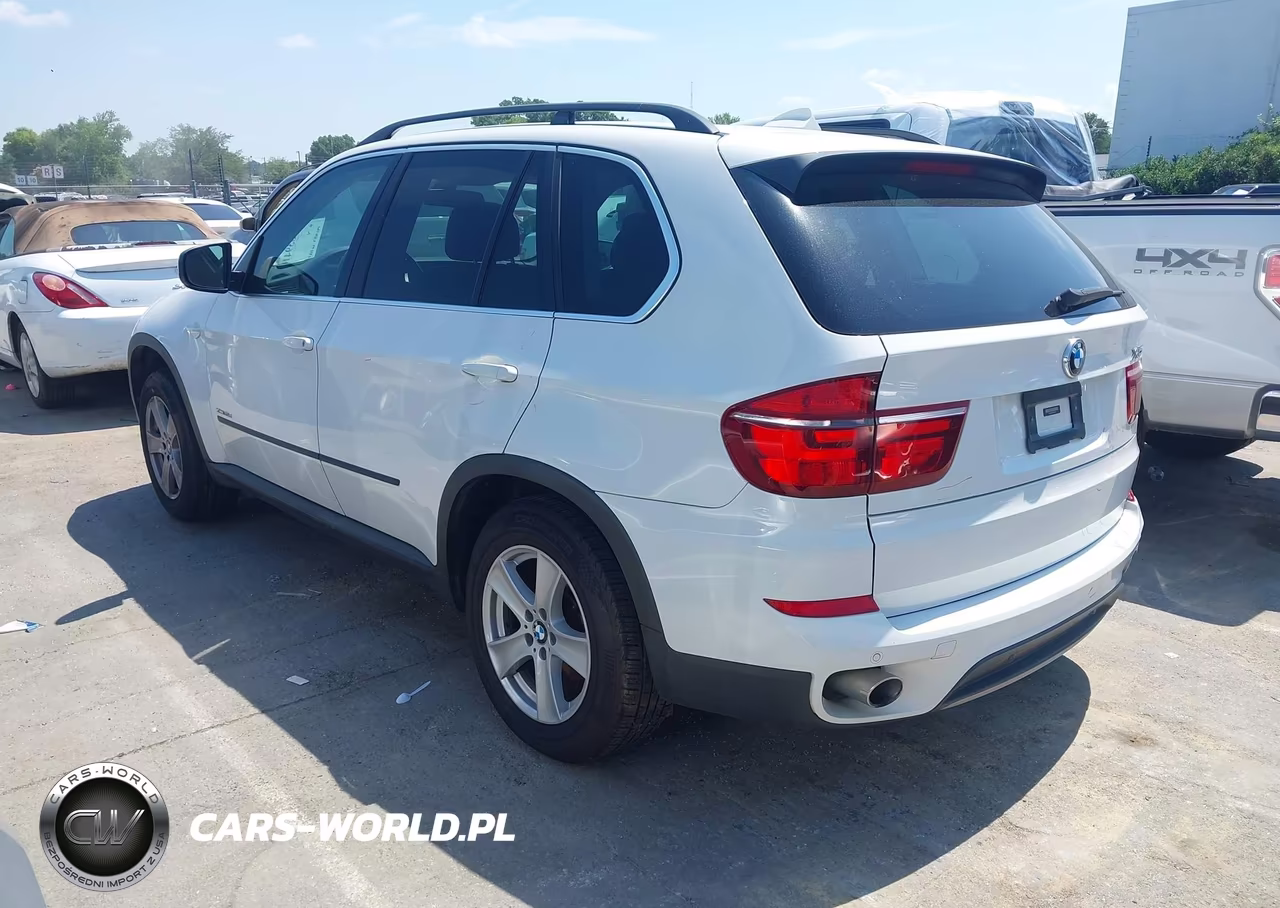 2013 BMW X5 xDrive35D VIN:5UXZW0C52D0B93157 - 3