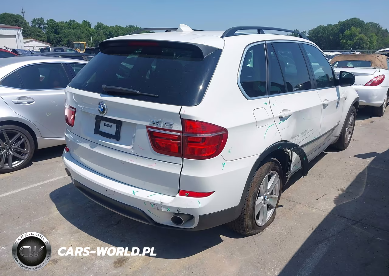 2013 BMW X5 xDrive35D VIN:5UXZW0C52D0B93157 - 4