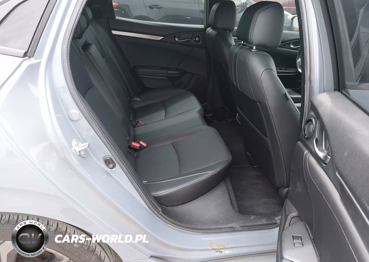 2018 Honda Civic Sport Touring VIN:SHHFK7H93JU218113 - 8