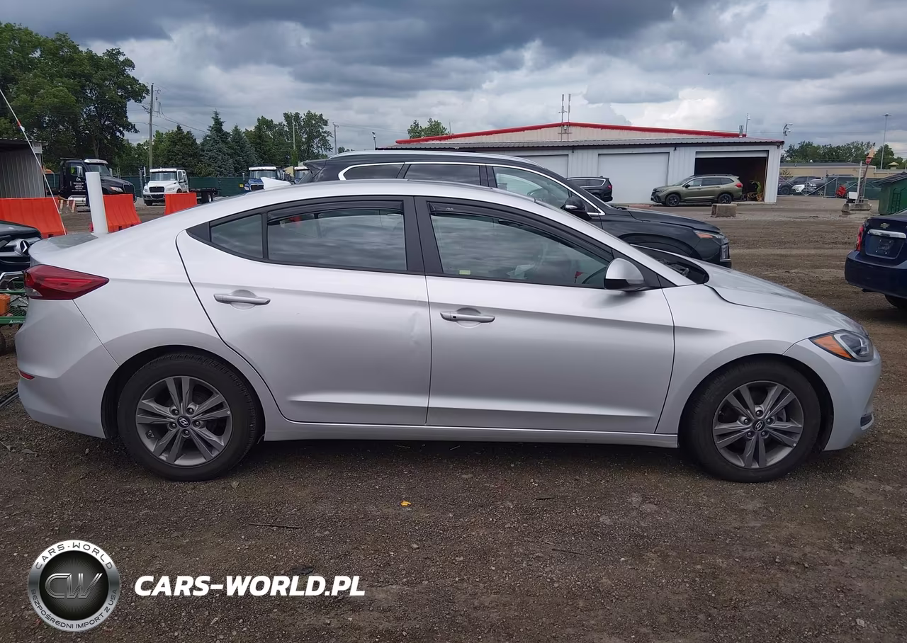 2017 Hyundai Elantra Value Edition VIN:5NPD84LF7HH171828 - 13