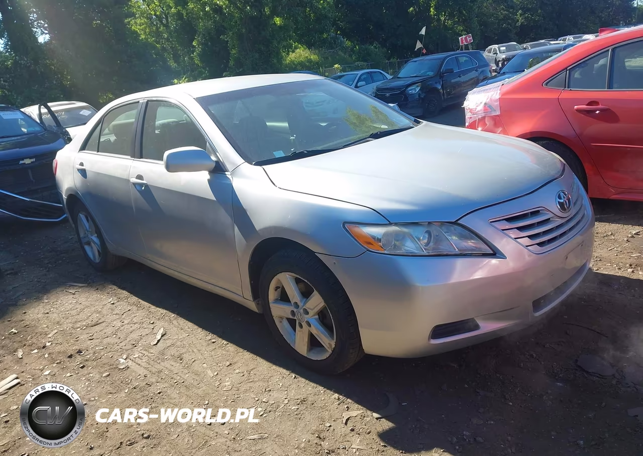 2008 Toyota Camry Le – zdjęcie 1 z 12