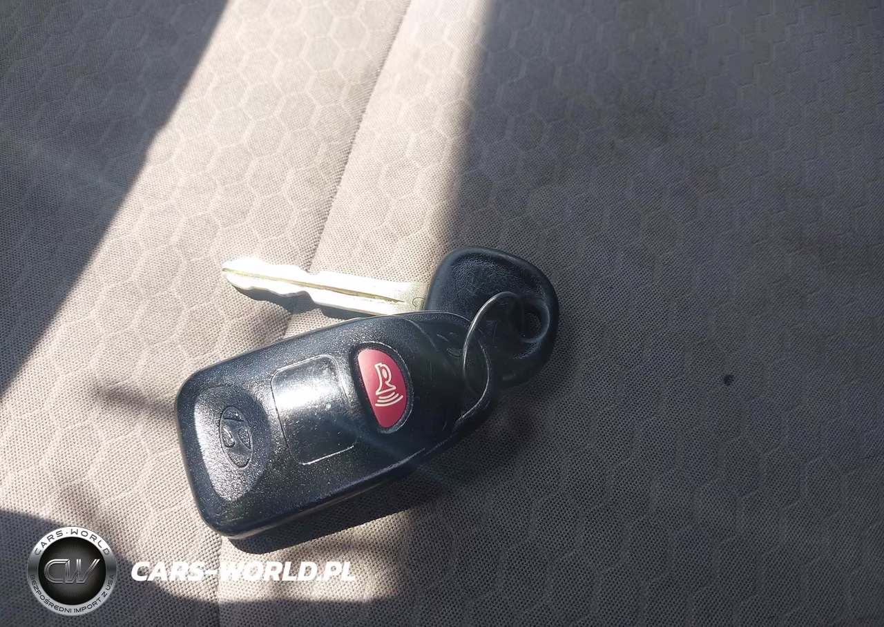 2020 Hyundai Elantra Sel VIN:5NPD84LFXLH572072 - 11
