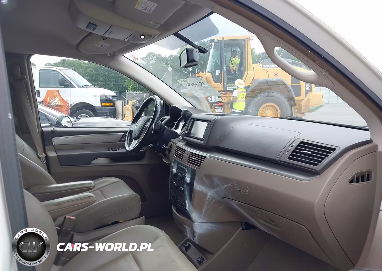 2012 Volkswagen Routan Se VIN:2C4RVABGXCR391869 - 5