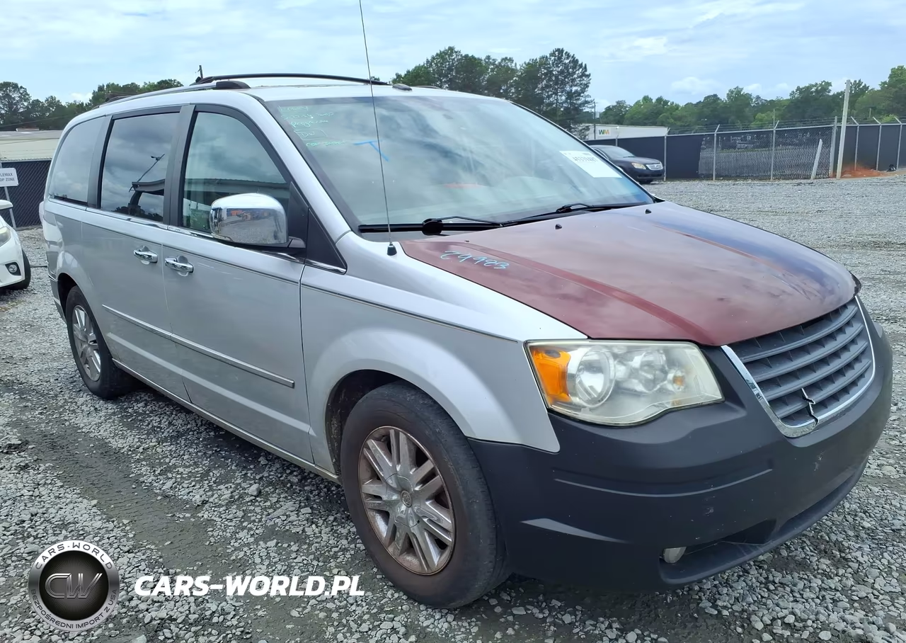 2010 Chrysler Town & Country New Limited – zdjęcie 1 z 12