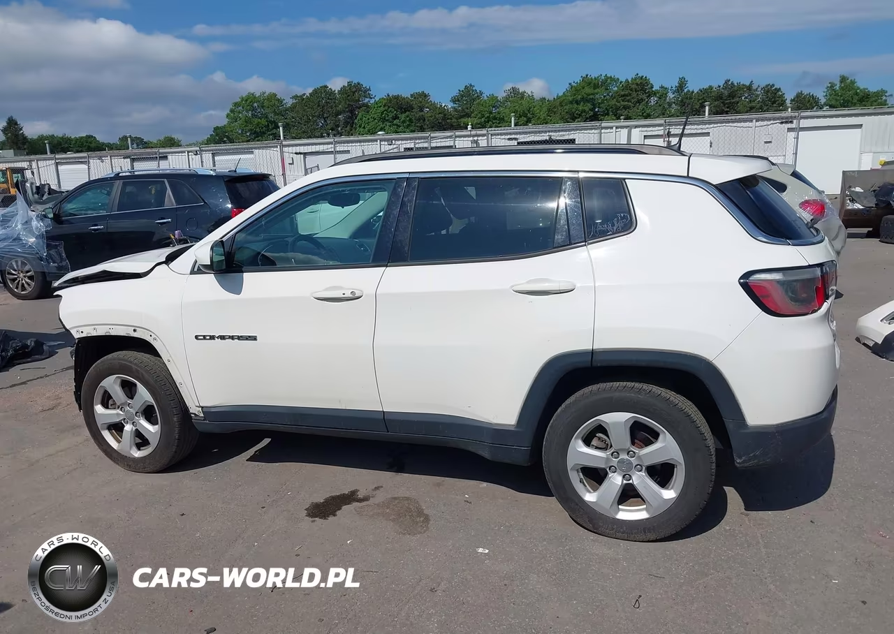 2019 Jeep Compass Latitude 4X4 VIN:3C4NJDBB6KT650305 - 15