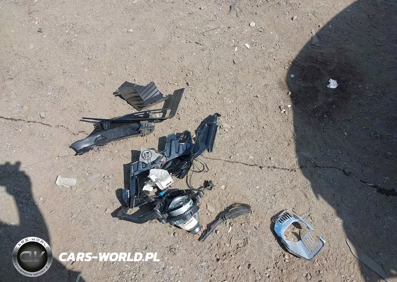 2015 Ford Edge Sport VIN:2FMTK4AP1FBB36828 - 11