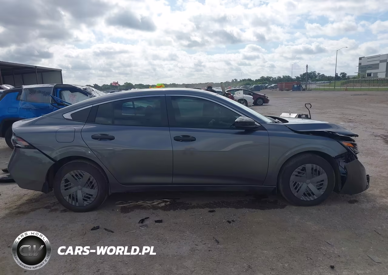 2026 Nissan Sentra S VIN:3N1AB9BV6TY217187 - 12