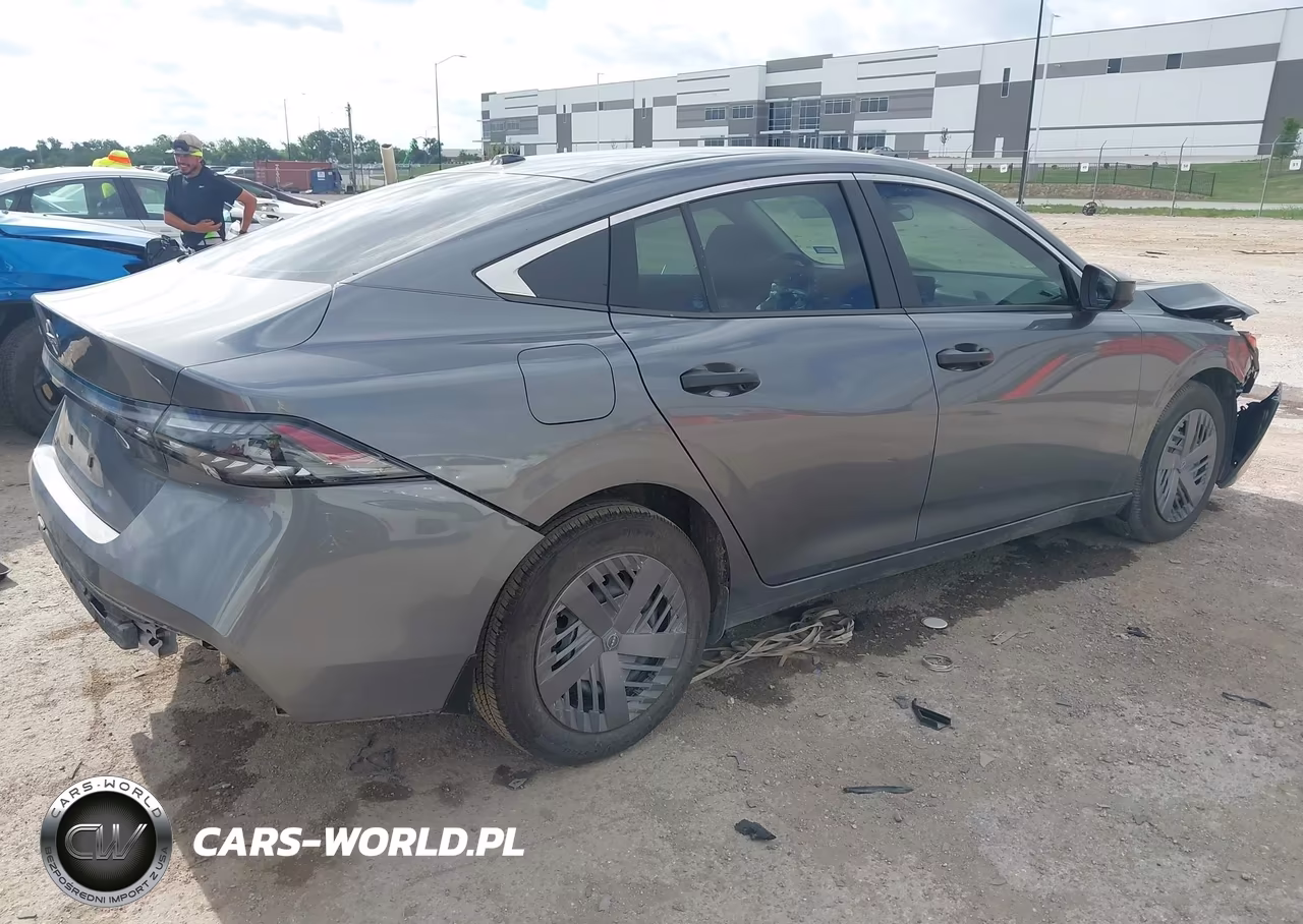 2026 Nissan Sentra S VIN:3N1AB9BV6TY217187 - 4