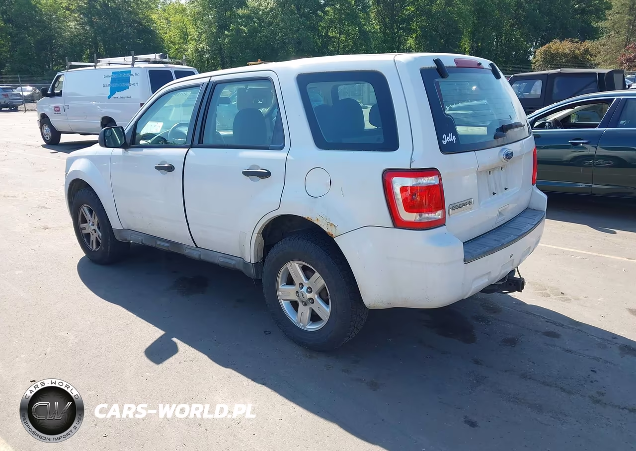 2012 Ford Escape Xls VIN:1FMCU9C76CKA91472 - 3