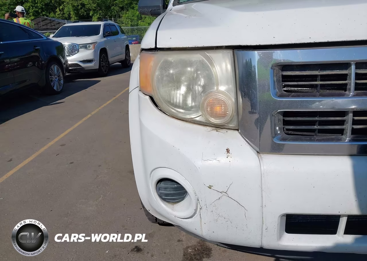 2012 Ford Escape Xls VIN:1FMCU9C76CKA91472 - 6