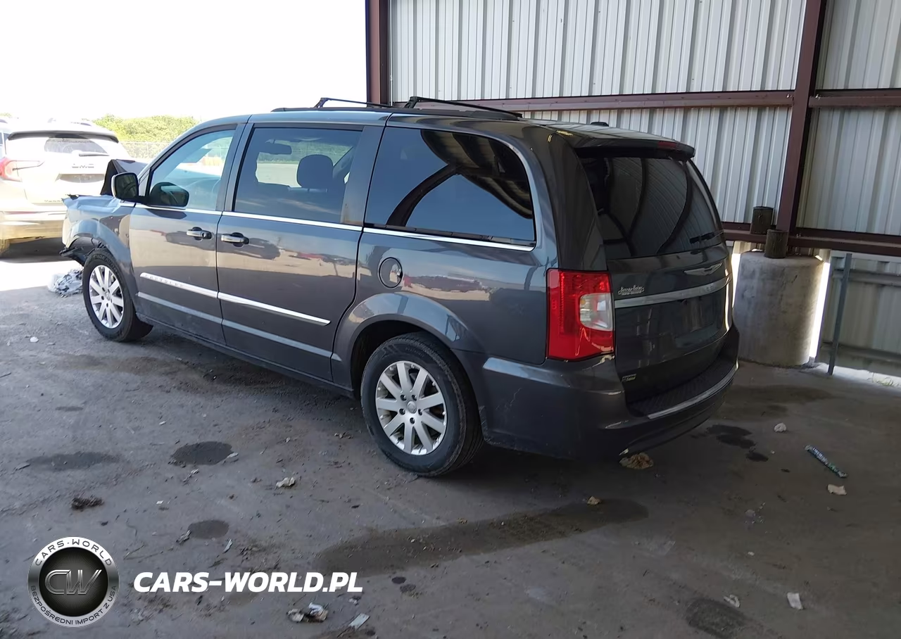 2015 Chrysler Town & Country Touring VIN:2C4RC1BG0FR571498 - 3