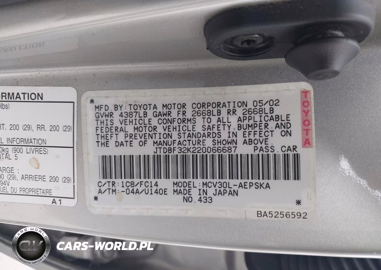 2002 Toyota Camry Se VIN:JTDBF32K220066687 - 9