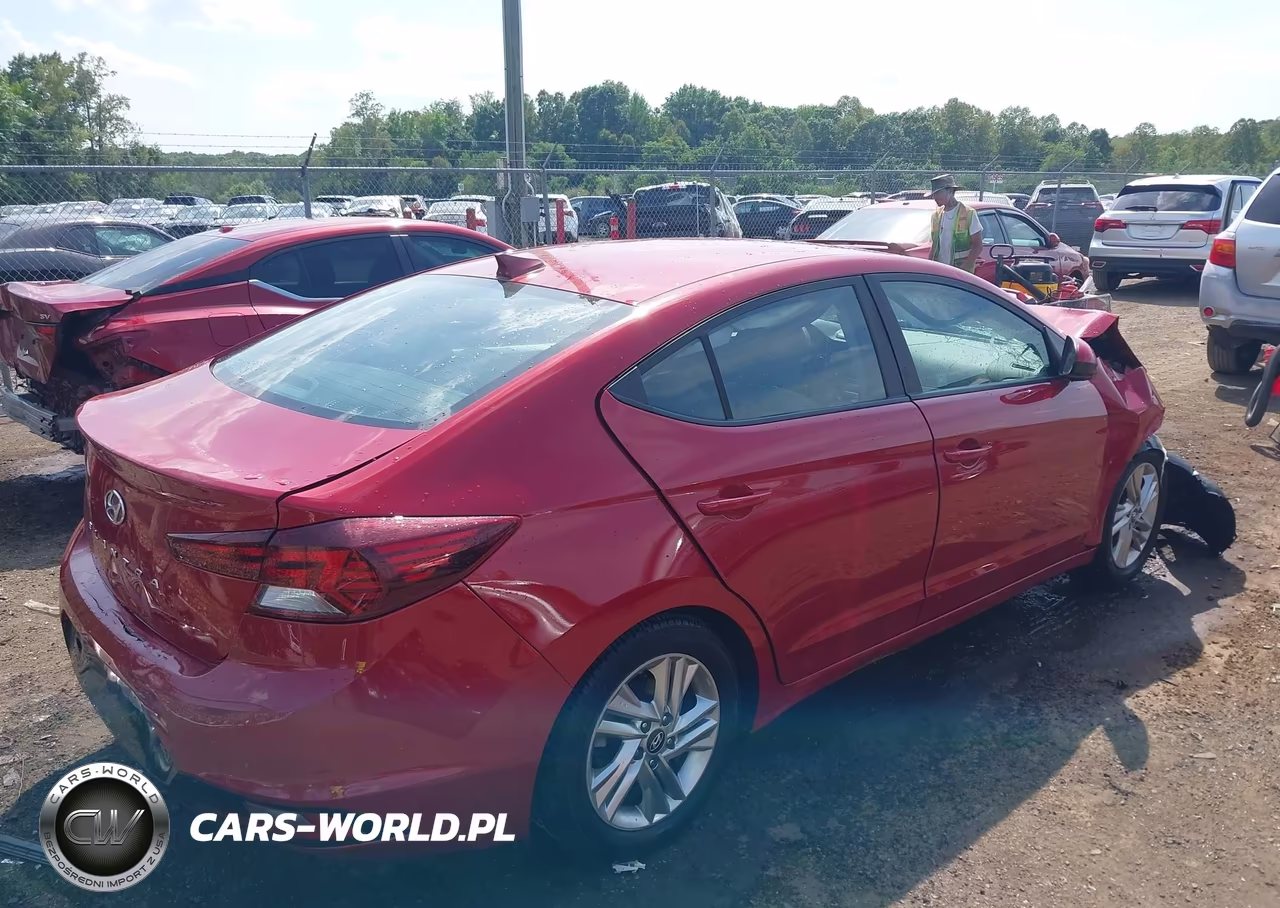 2019 Hyundai Elantra Sel VIN:KMHD84LF1KU780986 - 4