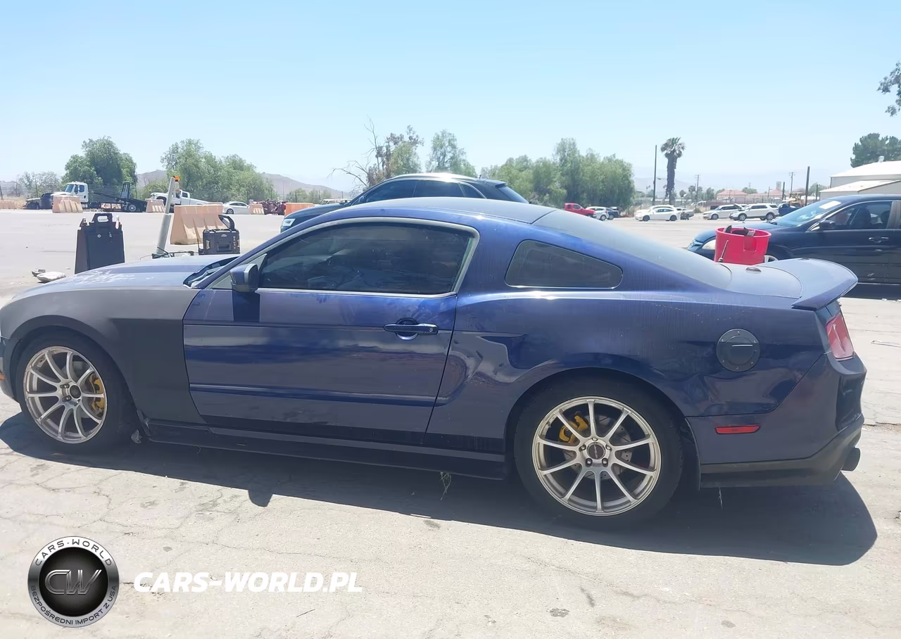 2011 Ford Mustang V6 Premium VIN:1ZVBP8AM2B5105856 - 14