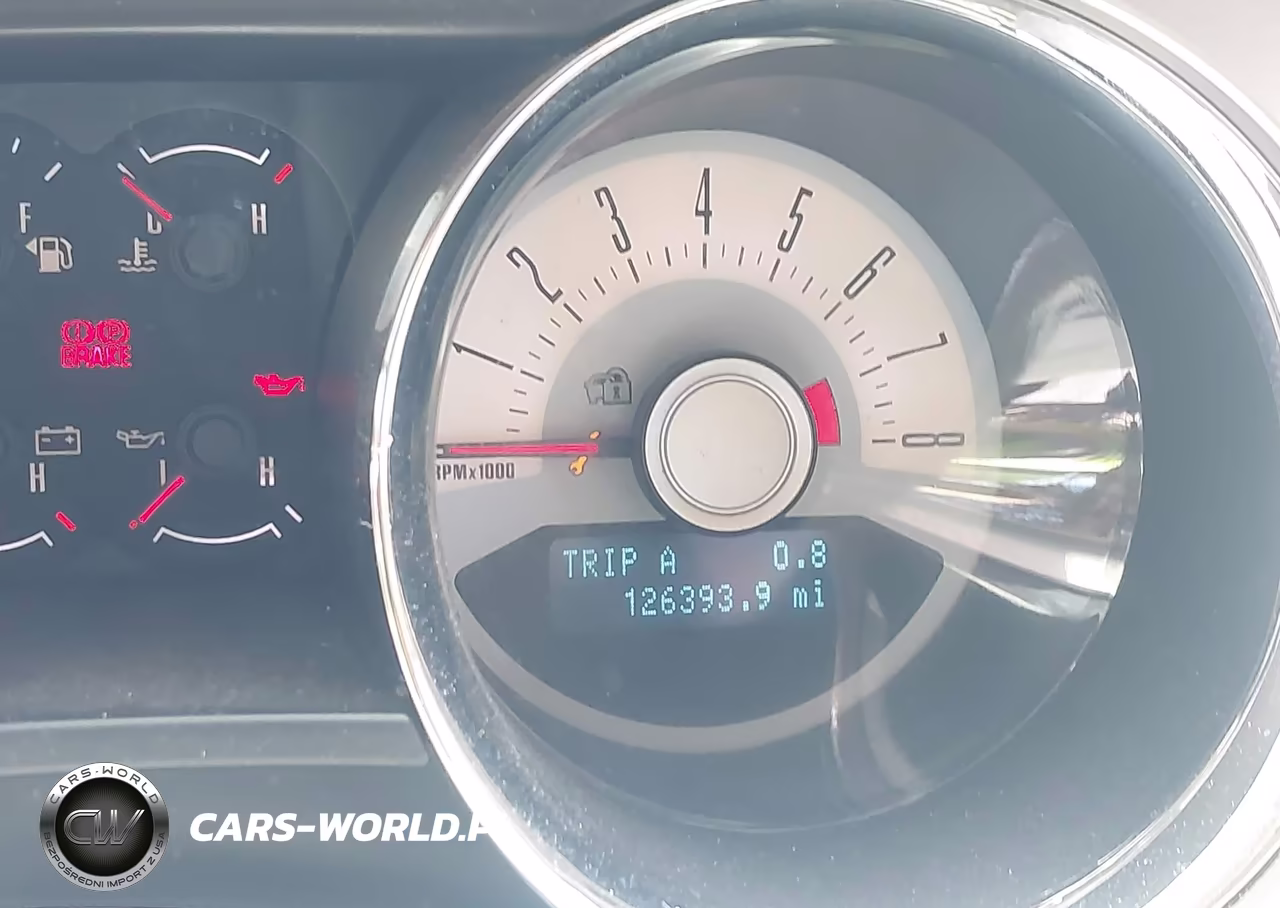 2011 Ford Mustang V6 Premium VIN:1ZVBP8AM2B5105856 - 15