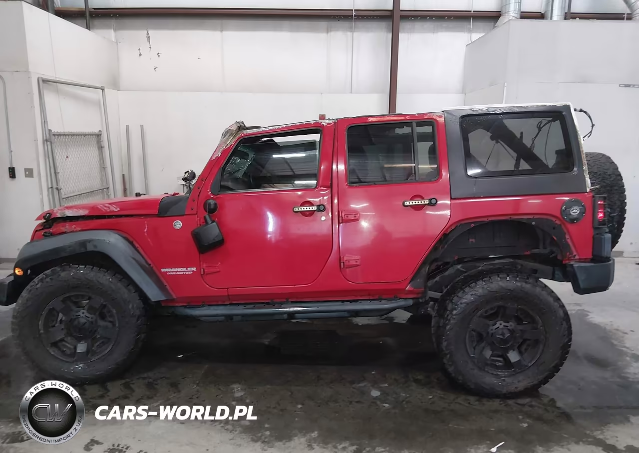 2012 Jeep Wrangler Unlimited Sahara VIN:1C4BJWEG3CL130923 - 14