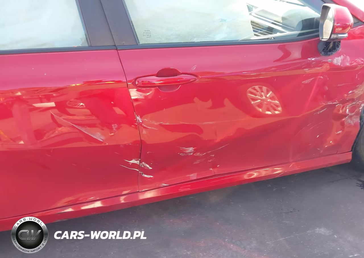 2025 Toyota Camry Le VIN:4T1DAACK8SU074419 - 12