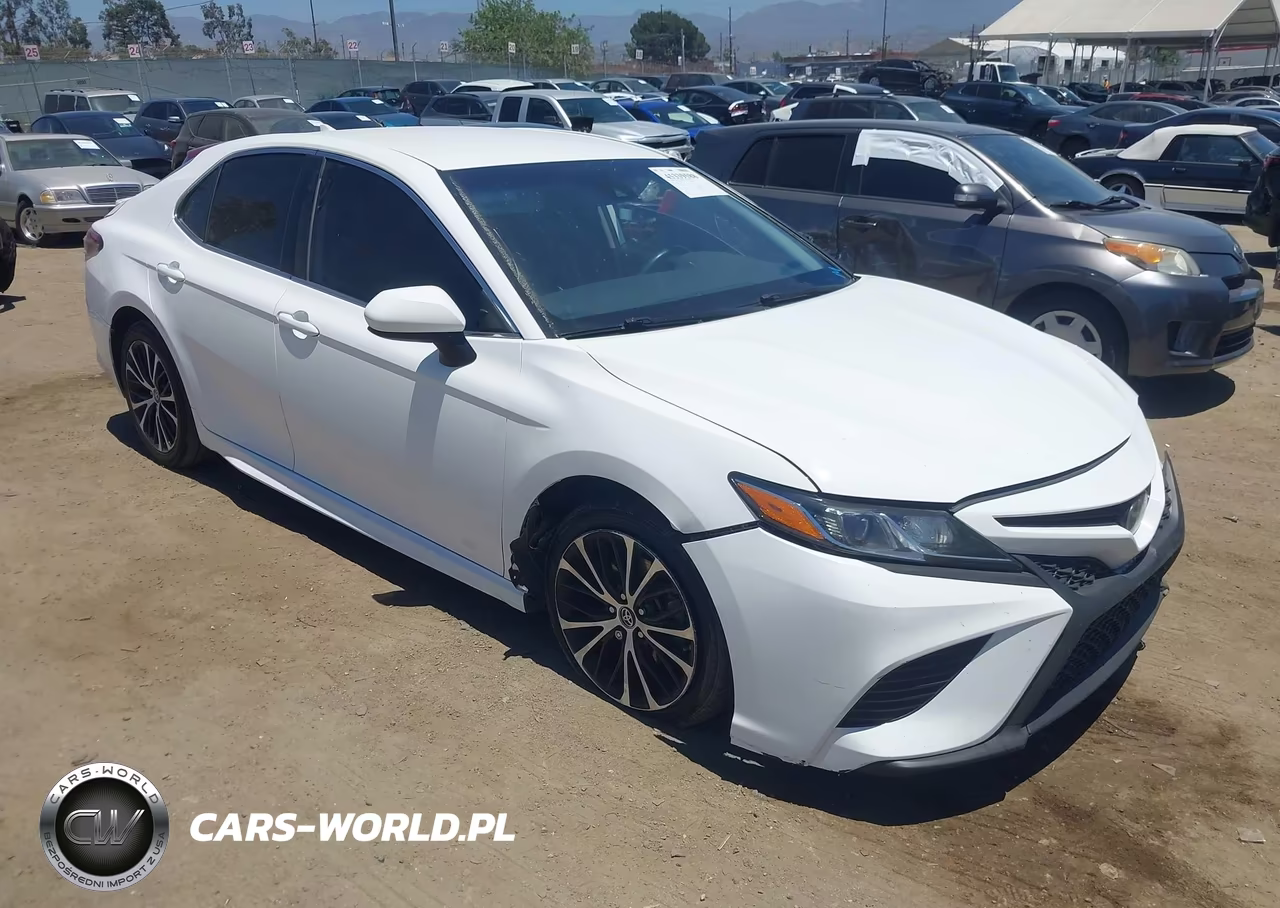 2019 Toyota Camry Se – zdjęcie 1 z 16