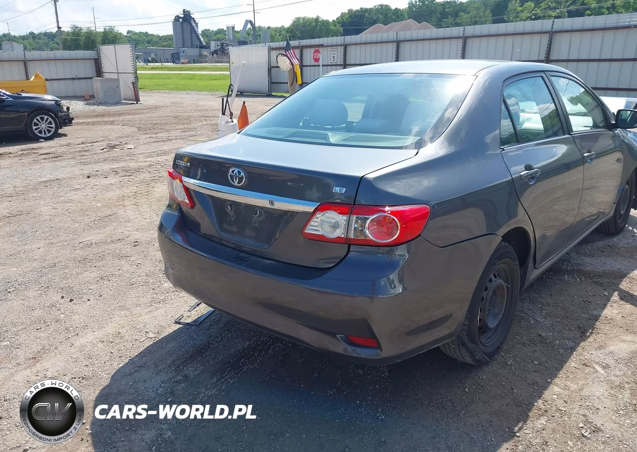 2011 Toyota Corolla Le VIN:2T1BU4EE6BC727788 - 4