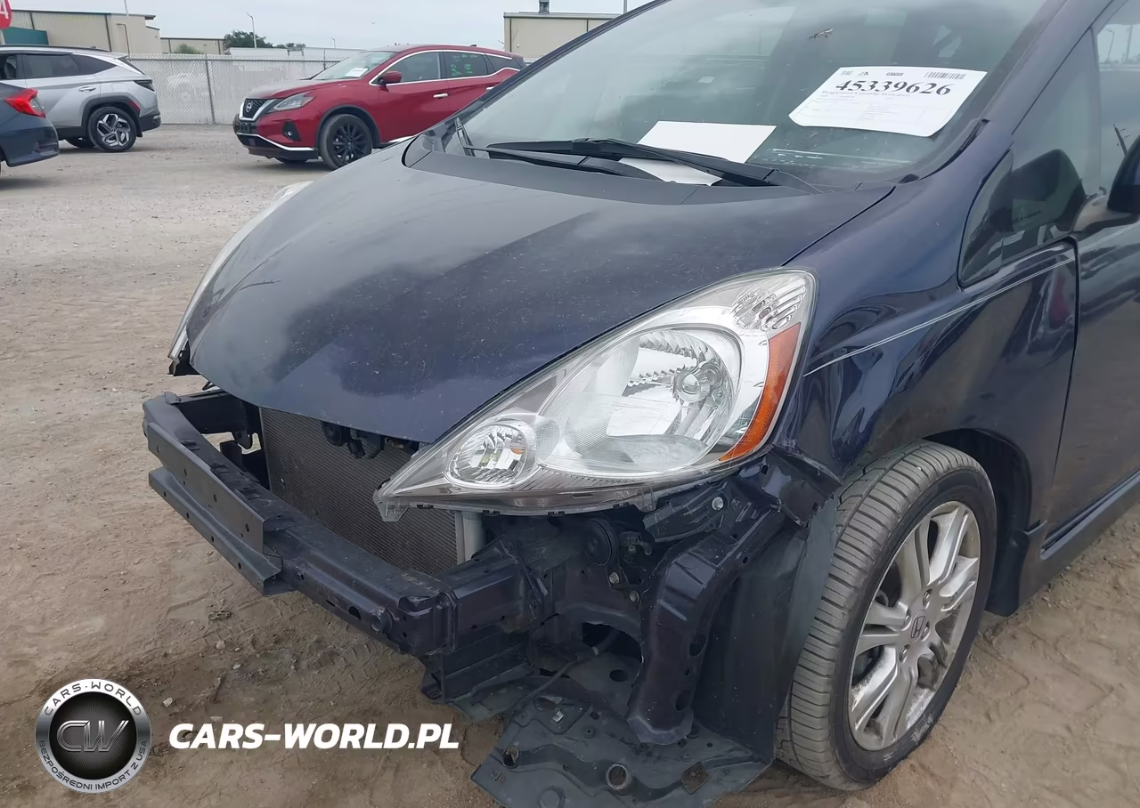 2009 Honda Fit Sport VIN:JHMGE884X9S065721 - 6