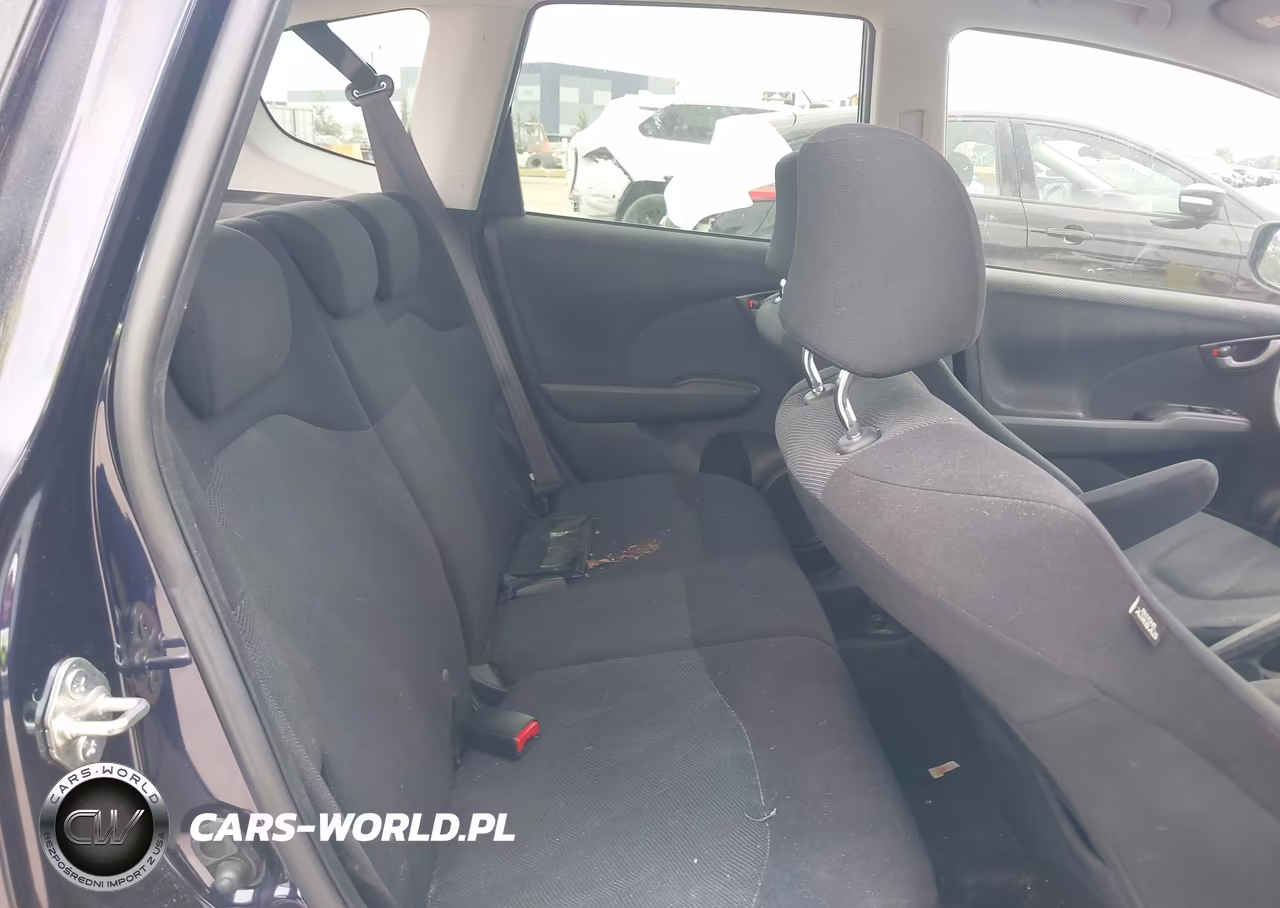 2009 Honda Fit Sport VIN:JHMGE884X9S065721 - 8