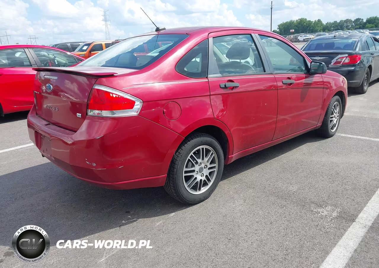 2011 Ford Focus Se VIN:1FAHP3FN5BW187261 - 4