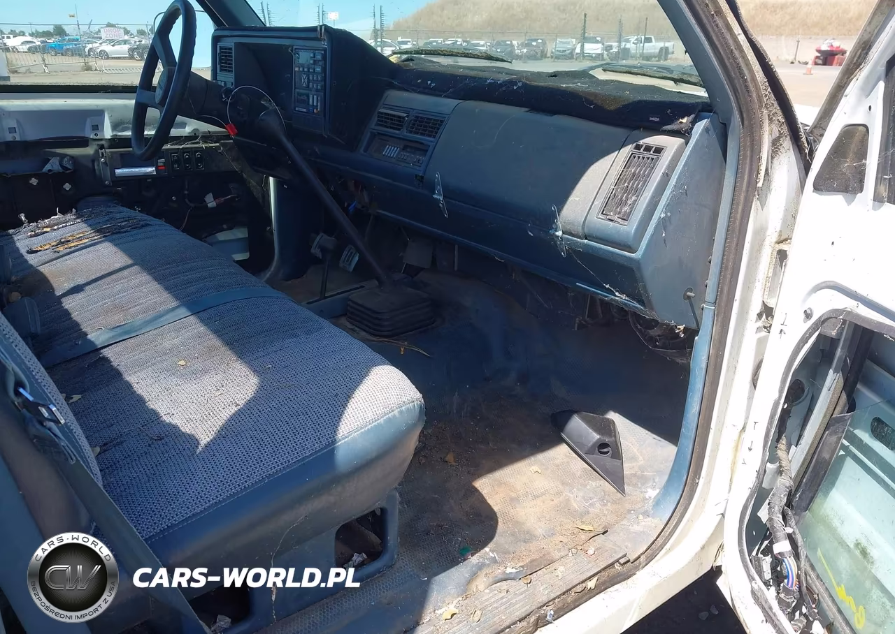 1990 Chevrolet Gmt-400 K1500 VIN:1GCDK14K4LZ196814 - 5