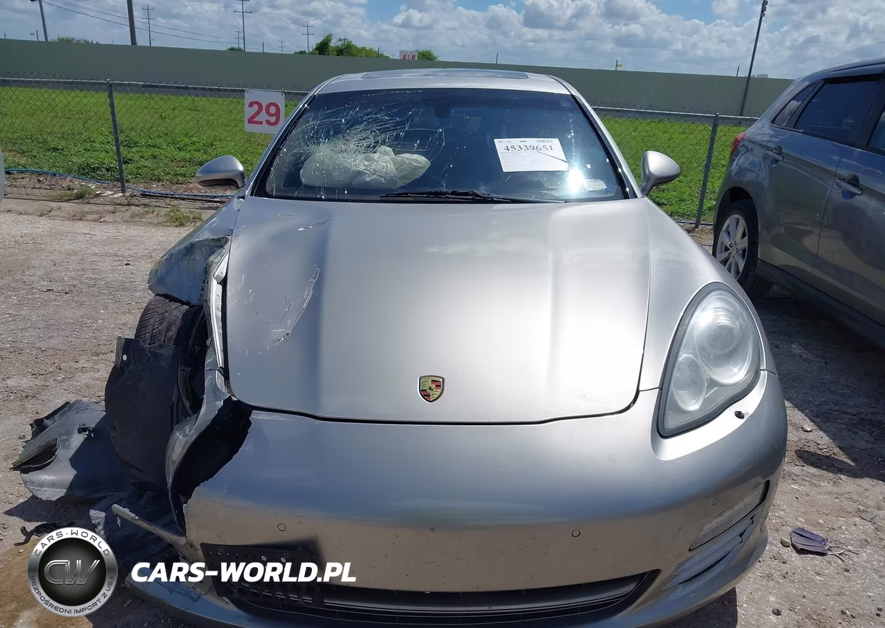 2011 Porsche Panamera S VIN:WP0AB2A73BL062824 - 12
