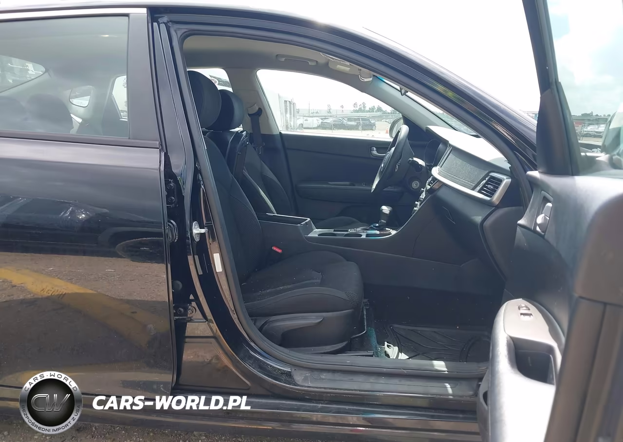 2019 Kia Optima Lx VIN:5XXGT4L31KG287823 - 5