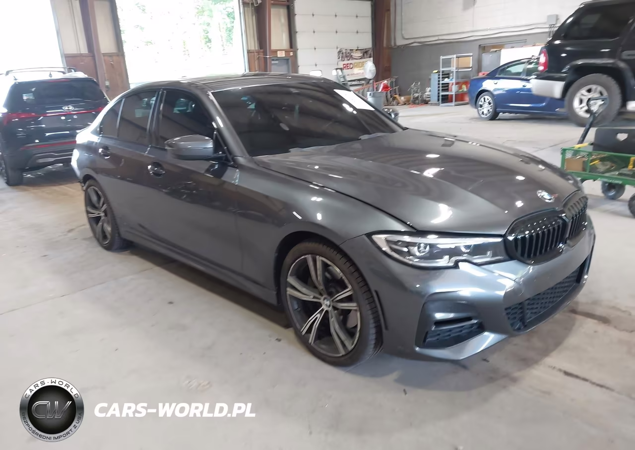 2020 BMW 330I xDrive – zdjęcie 1 z 16