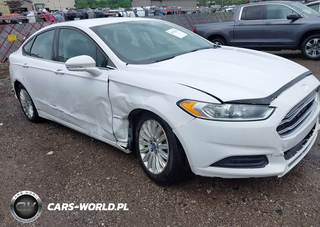 2013 Ford Fusion Hybrid Se – zdjęcie 1 z 13