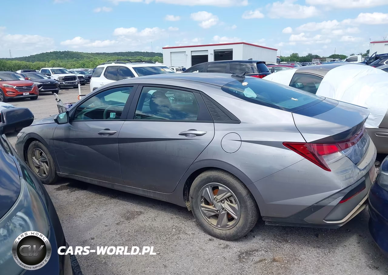 2024 Hyundai Elantra Se VIN:KMHLL4DG9RU851752 - 14