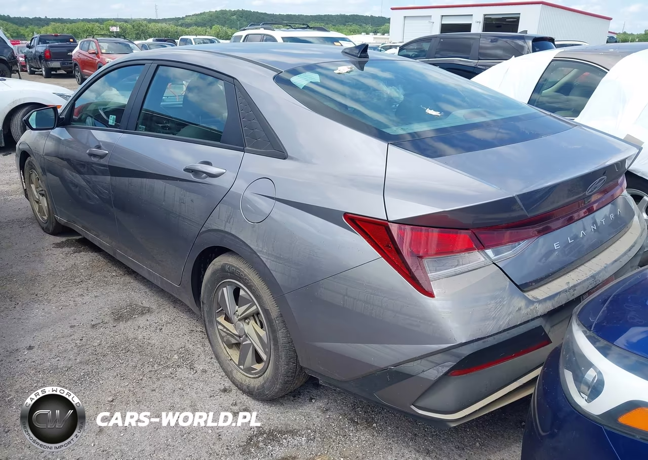 2024 Hyundai Elantra Se VIN:KMHLL4DG9RU851752 - 3