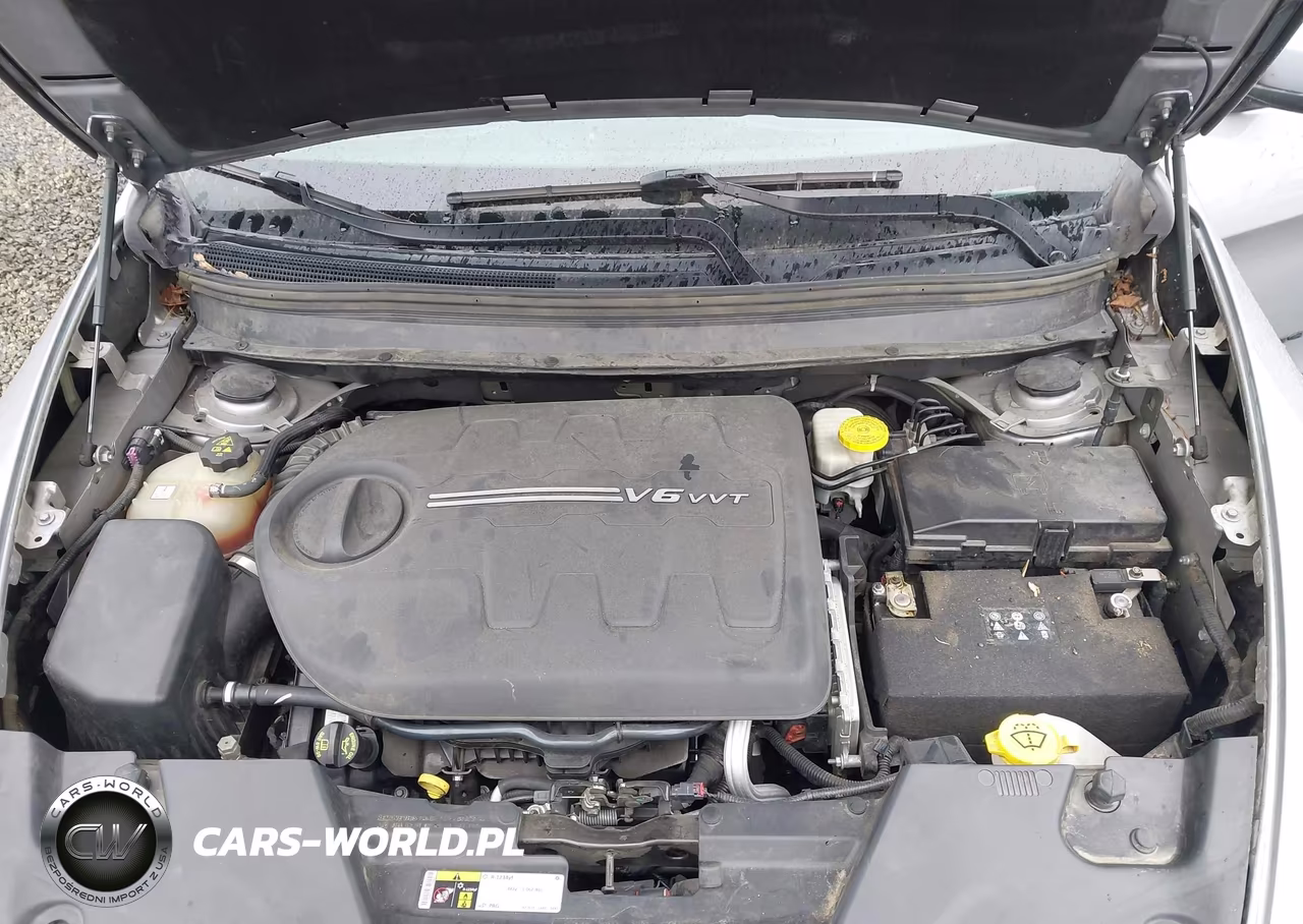 2018 Jeep Cherokee Latitude 4X4 VIN:1C4PJMCX6JD583454 - 10
