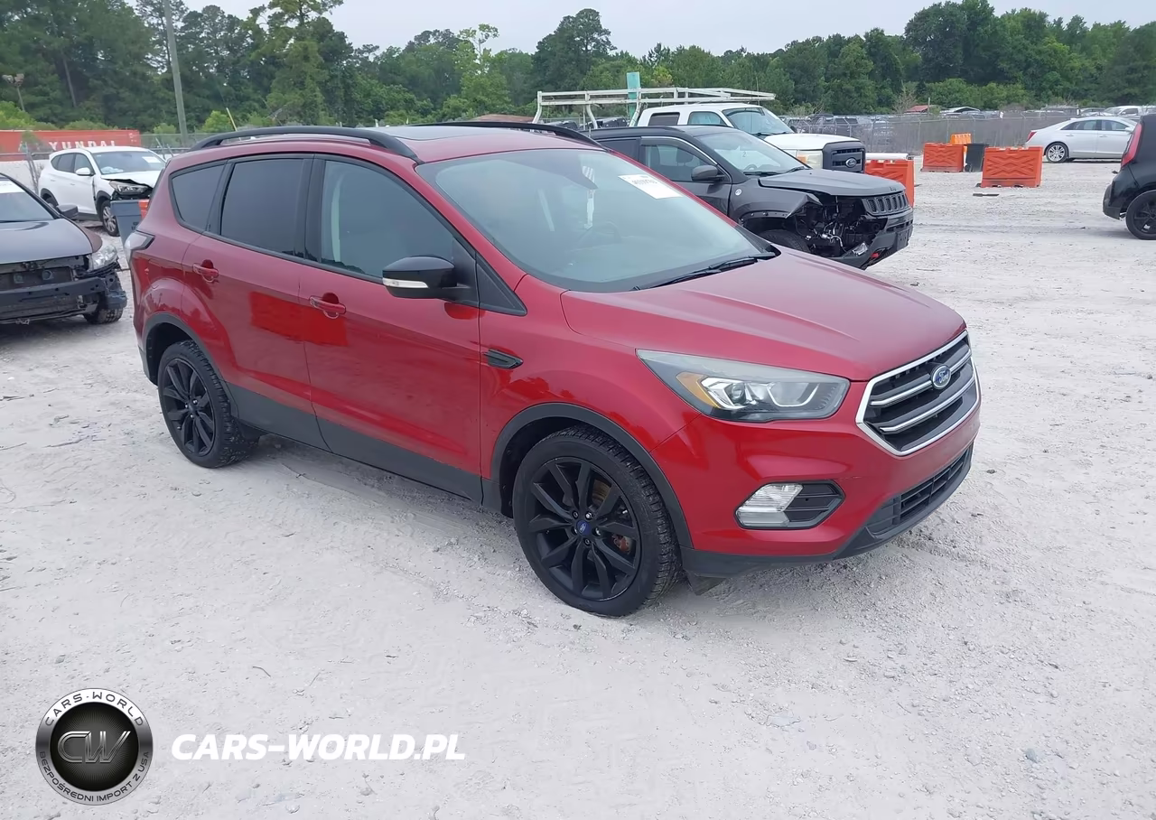 2017 Ford Escape Titanium – zdjęcie 1 z 16