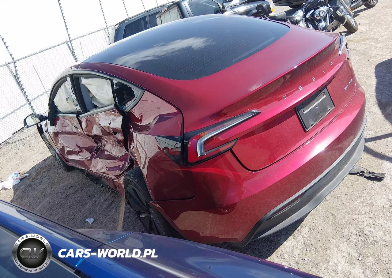 2025 Tesla Model 3 Long Range All-Wheel Drive VIN:5YJ3E1EB4SF021811 - 3