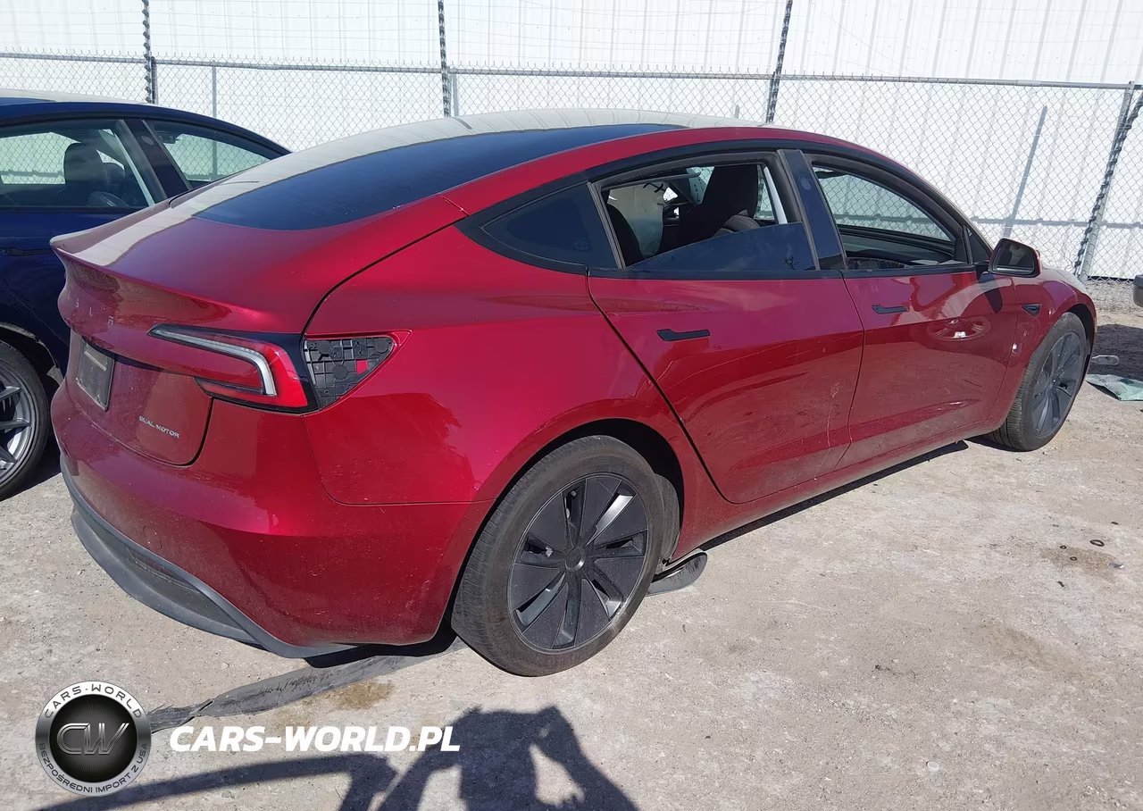 2025 Tesla Model 3 Long Range All-Wheel Drive VIN:5YJ3E1EB4SF021811 - 4