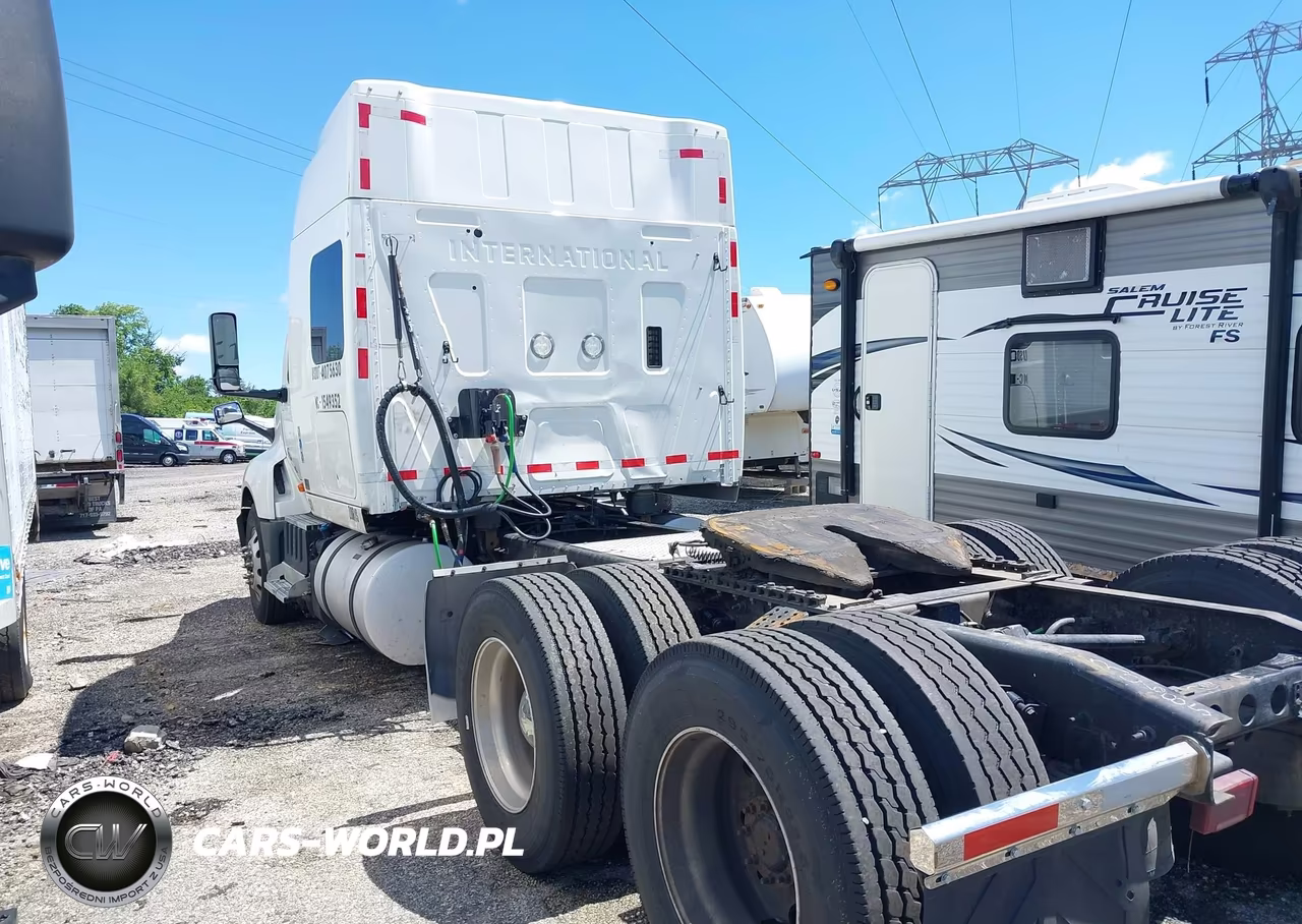 2020 International Lt VIN:3HSDZAPR8LN822355 - 18