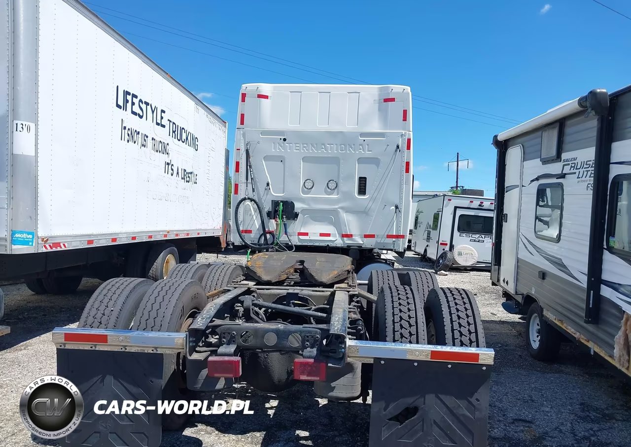 2020 International Lt VIN:3HSDZAPR8LN822355 - 19