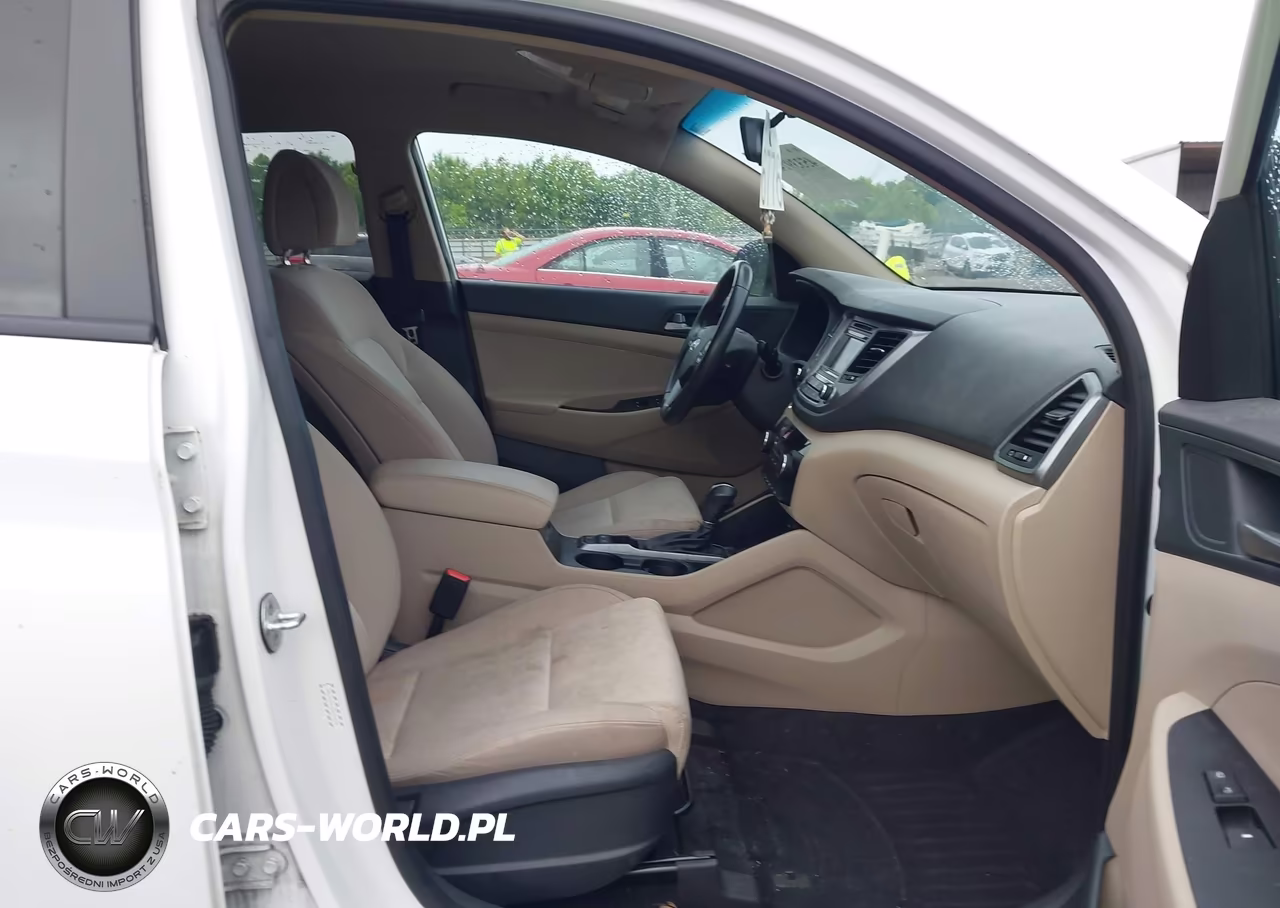 2017 Hyundai Tucson Sport VIN:KM8J3CA2XHU293452 - 5