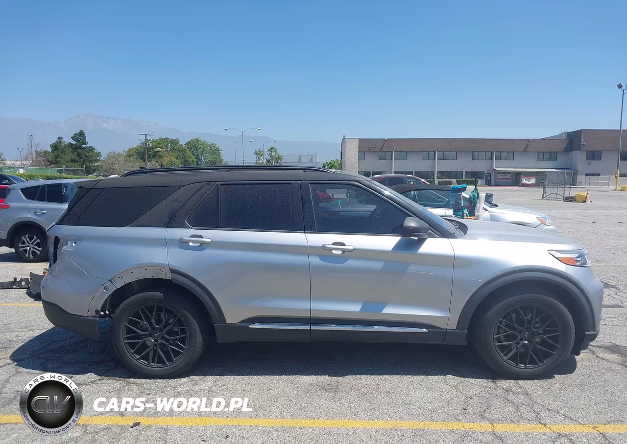 2020 Ford Explorer Xlt VIN:1FMSK7DH0LGA23801 - 14