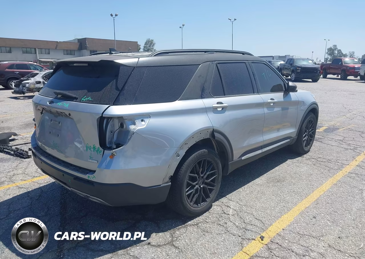 2020 Ford Explorer Xlt VIN:1FMSK7DH0LGA23801 - 4