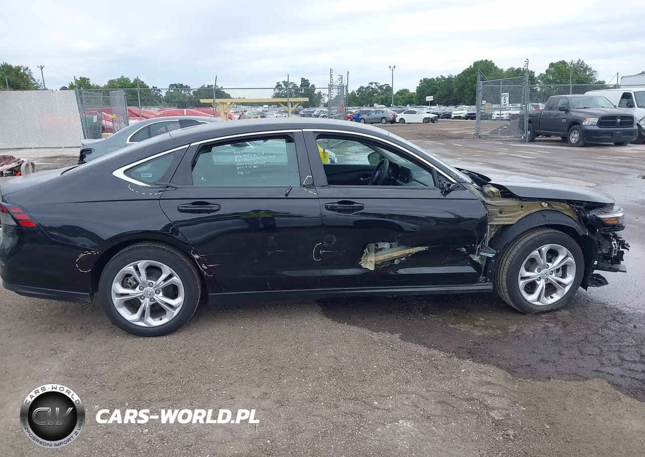 2025 Honda Accord Lx VIN:1HGCY1F26SA083730 - 13
