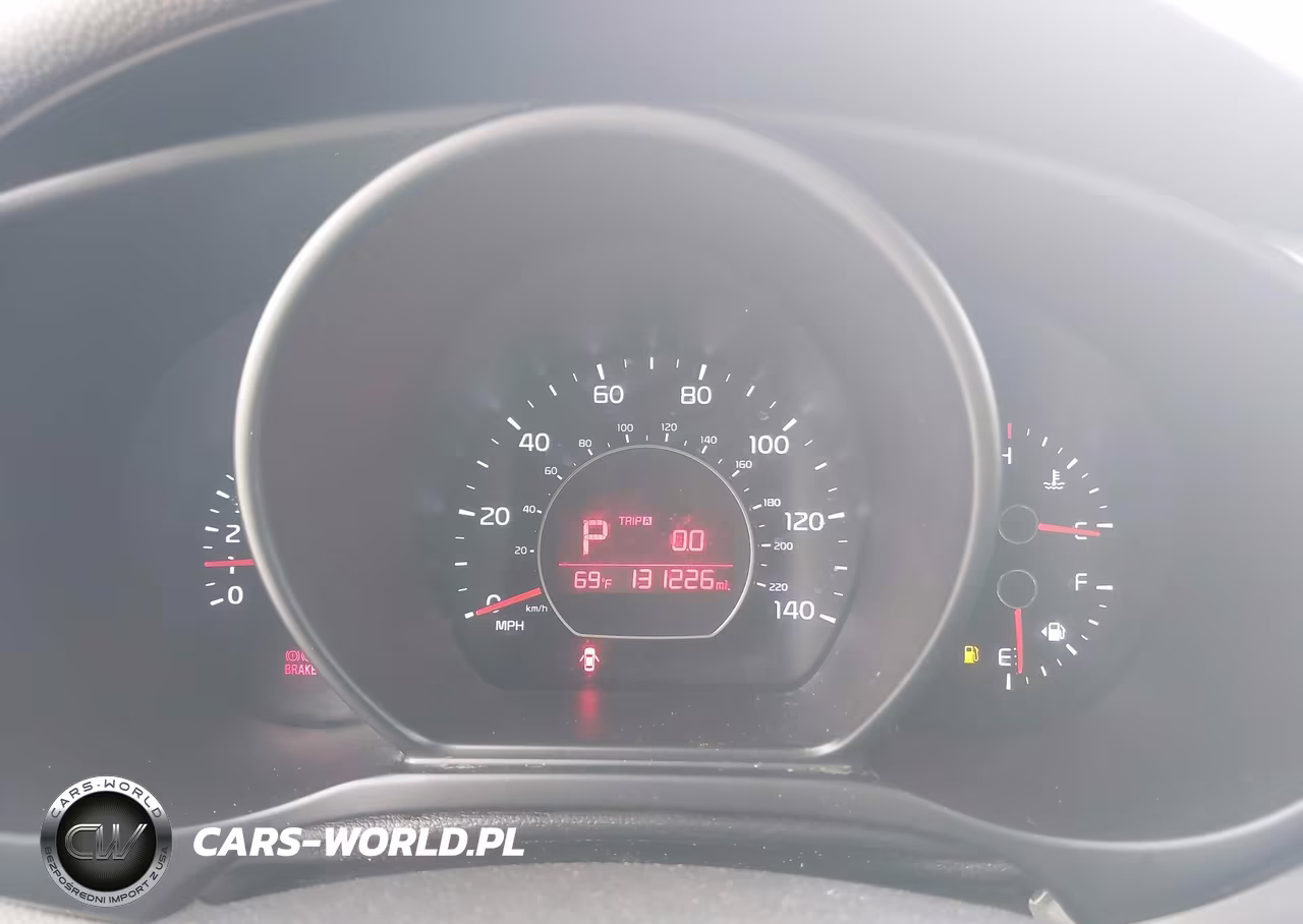 2016 Kia Soul VIN:KNDJN2A29G7317407 - 7