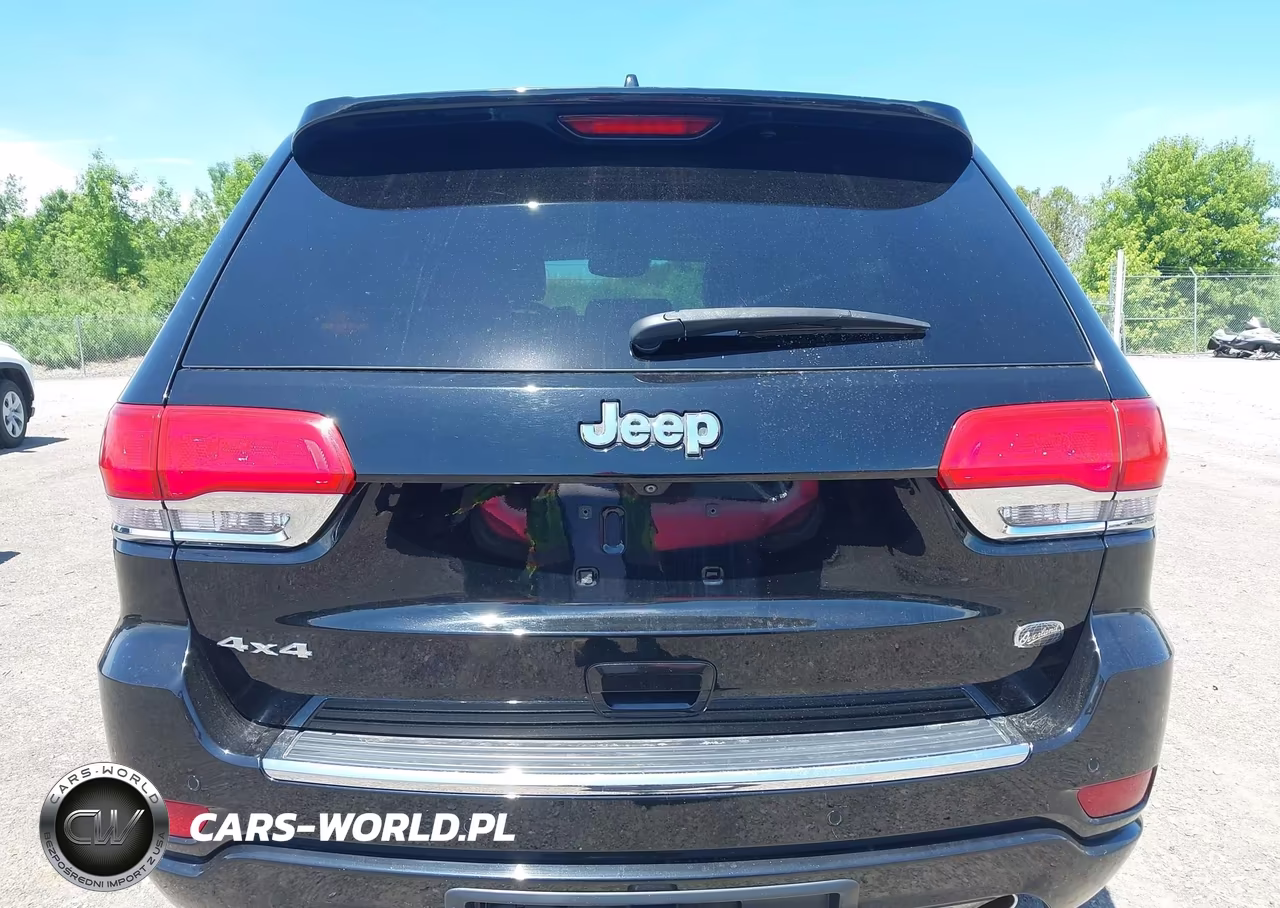 2017 Jeep Grand Cherokee Overland 4X4 VIN:1C4RJFCG6HC635749 - 16