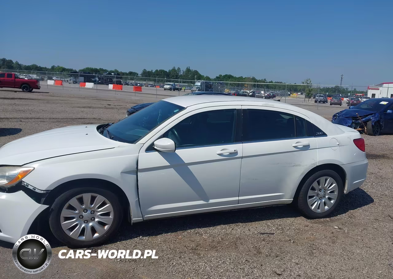 2014 Chrysler 200 Lx VIN:1C3CCBAB1EN209973 - 15
