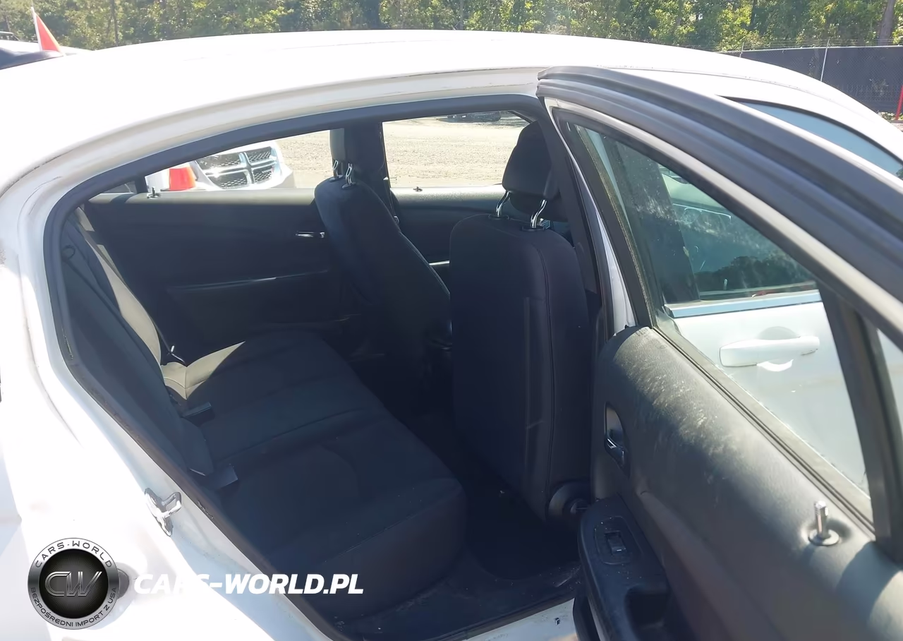 2014 Chrysler 200 Lx VIN:1C3CCBAB1EN209973 - 8