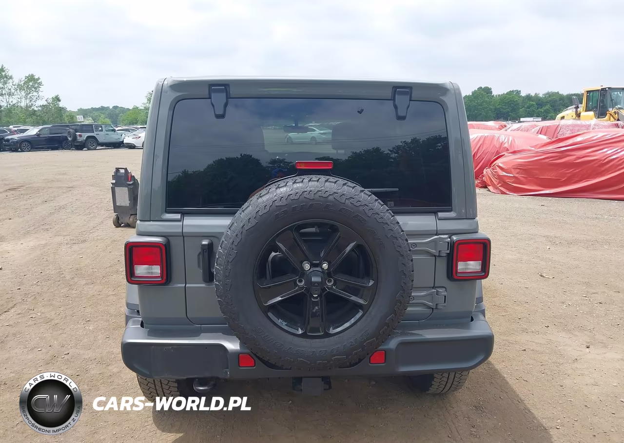 2022 Jeep Wrangler Unlimited Sahara Altitude 4X4 VIN:1C4HJXEG8NW188849 - 15