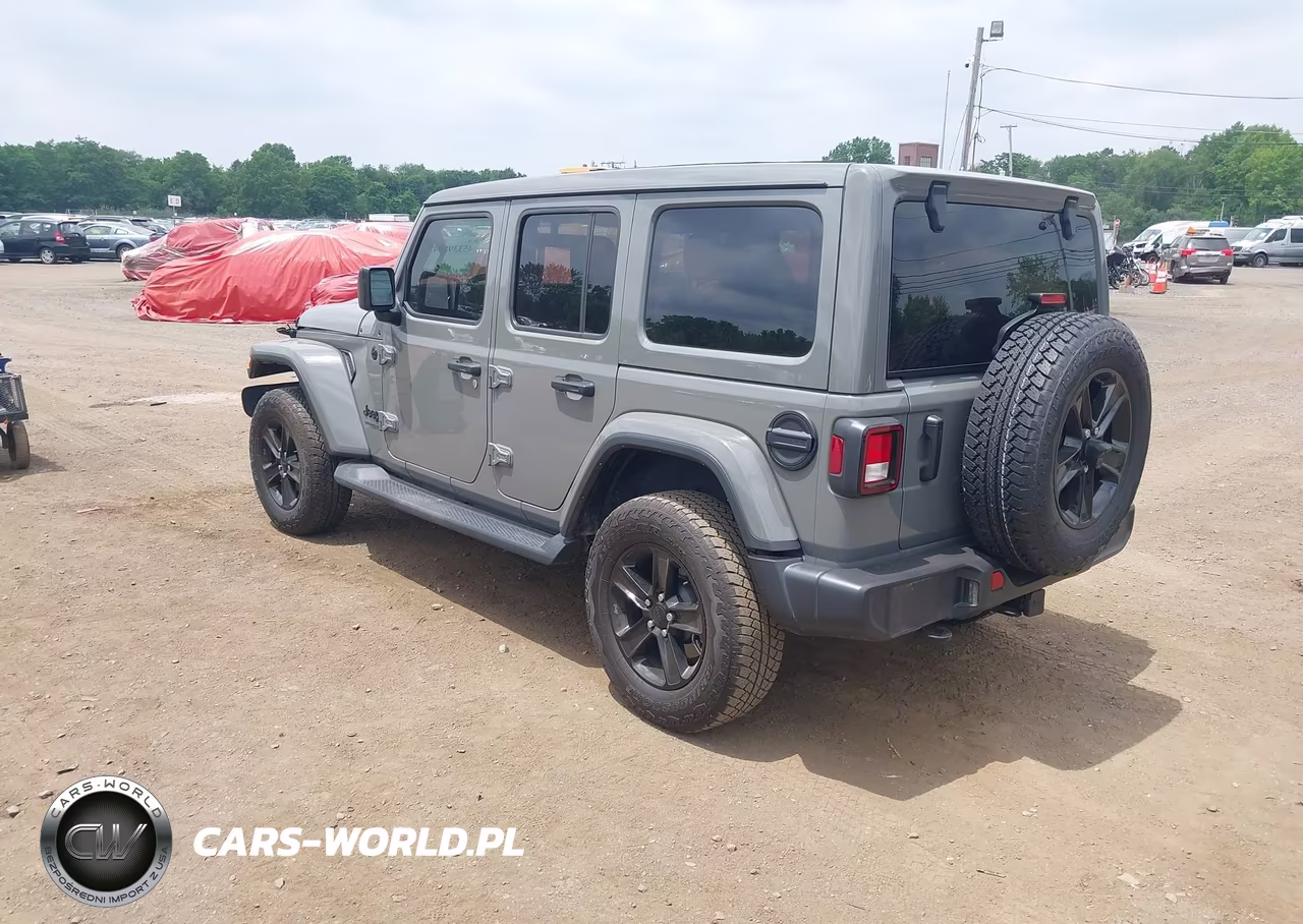 2022 Jeep Wrangler Unlimited Sahara Altitude 4X4 VIN:1C4HJXEG8NW188849 - 3